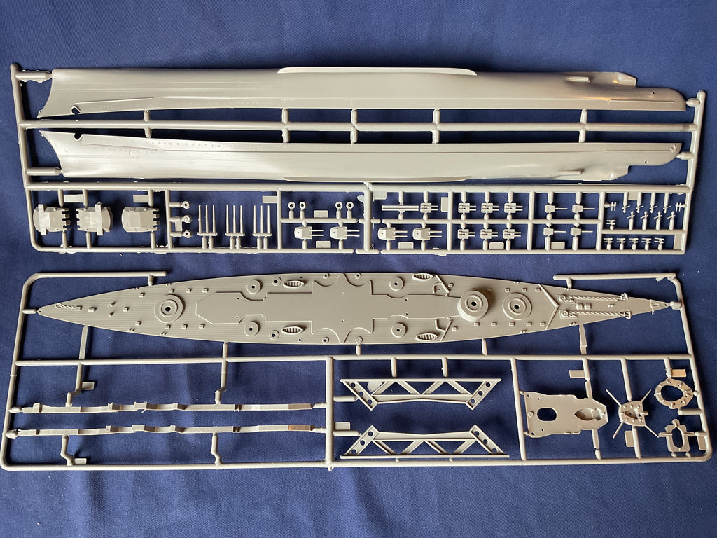 Revell 1/570 Scharnhorst (05037)