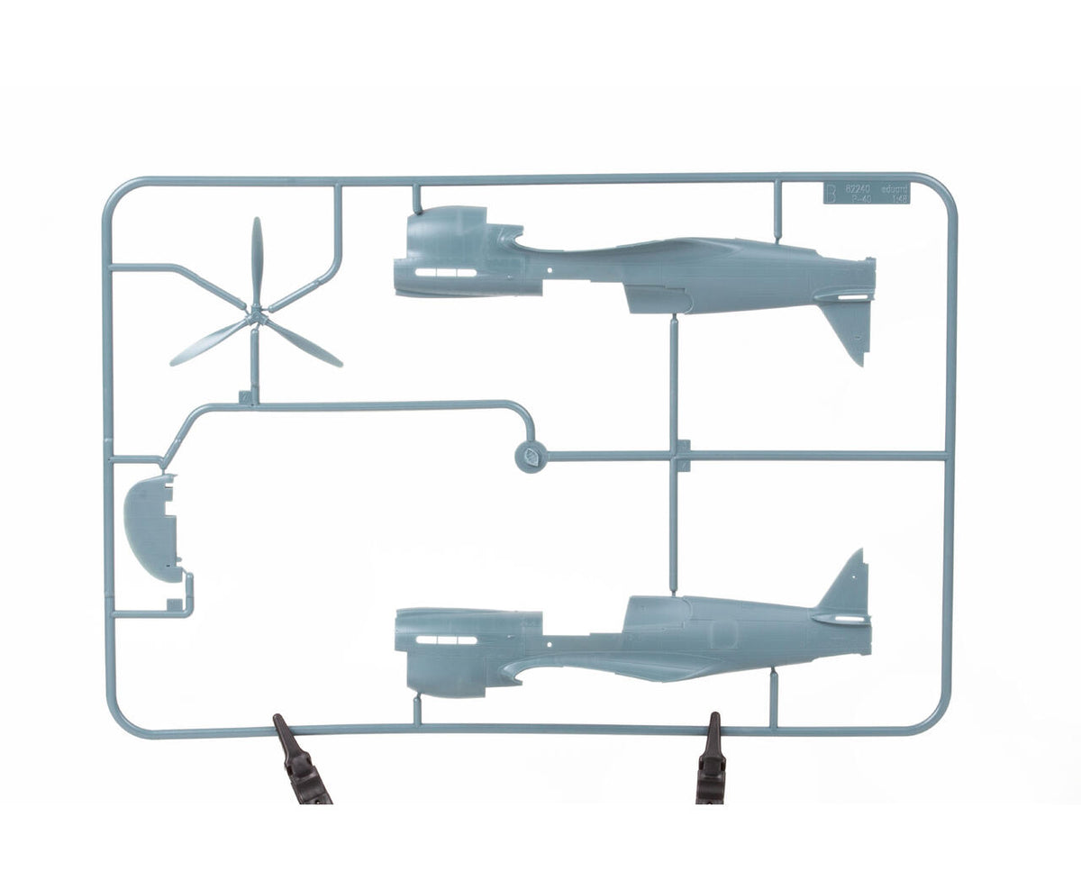 Eduard 1/48 Curtiss P-40E Warhawk Weekend Edition (84207)