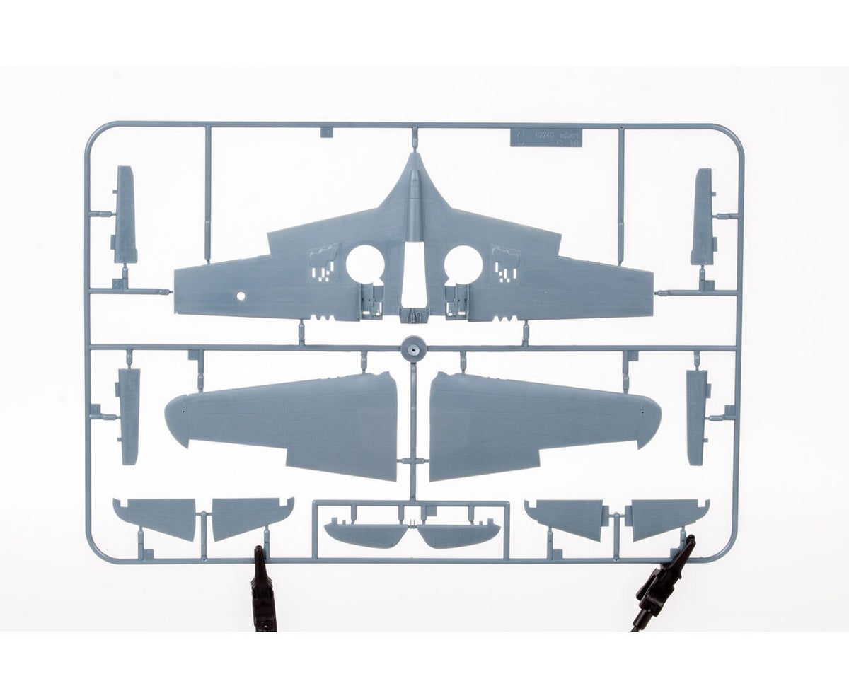 Eduard 1/48 Curtiss P-40E Warhawk Weekend Edition (84207)