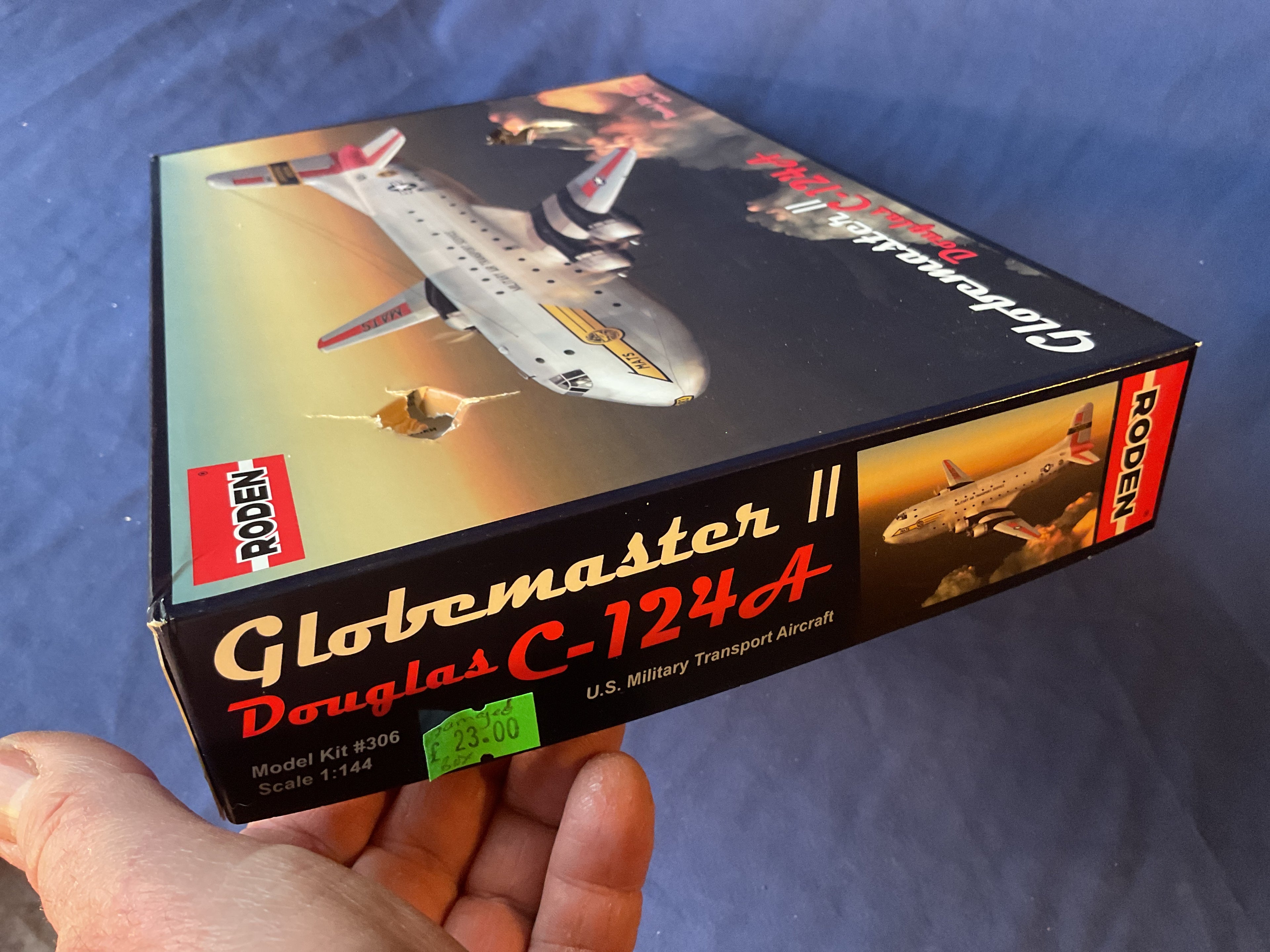 Roden 1/144 Globemaster II Douglas C-124A (306)
