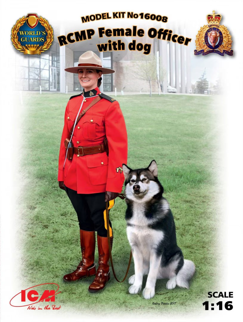 ICM 1/16 RCMP Female Officer with dog (16008)