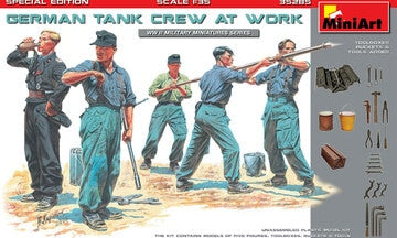 MiniArt 1/35 German Tank Crew at Work Special Edition (35285)