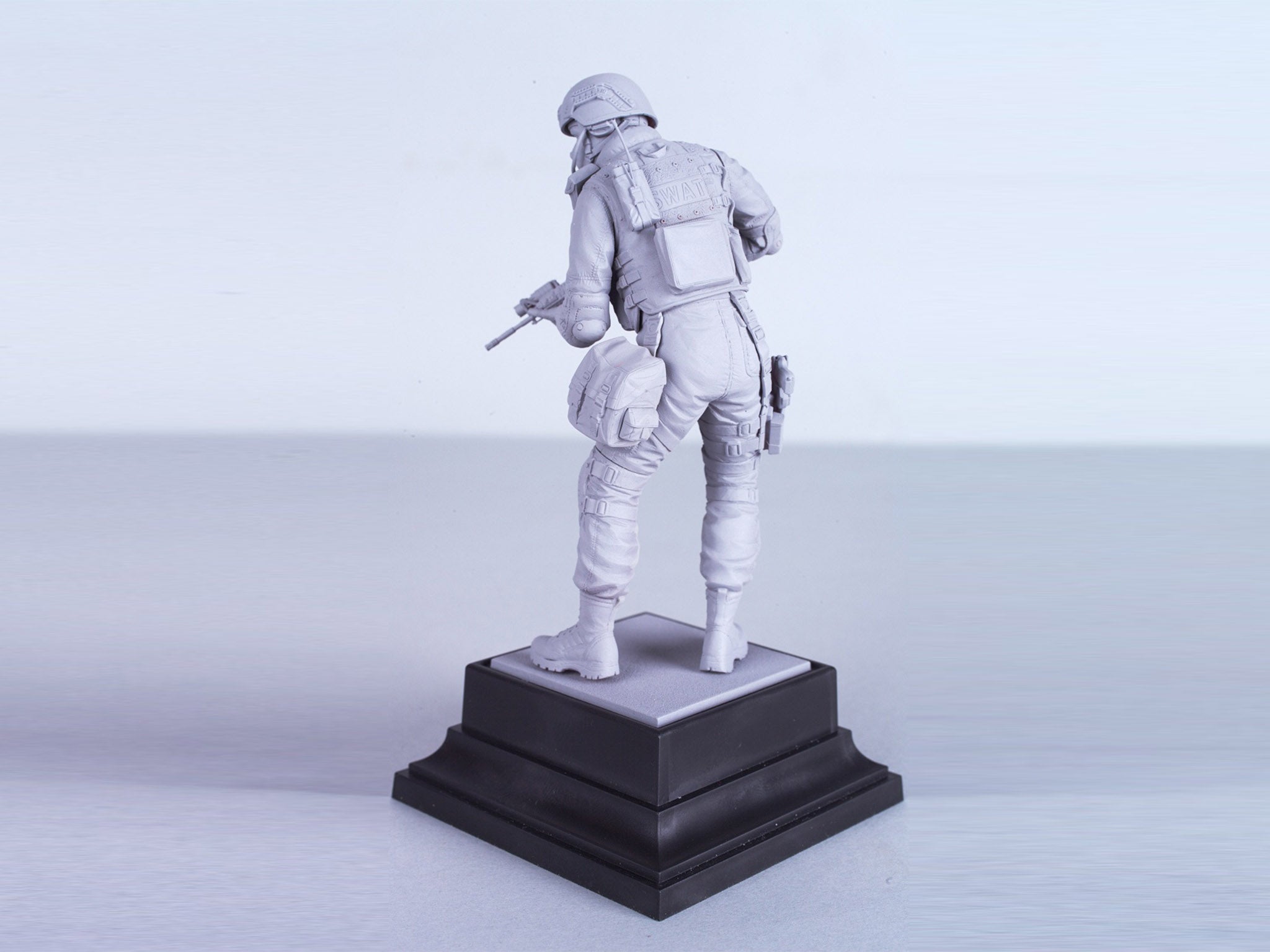 ICM 1/16 S.W.A.T. Team Leader (16101)