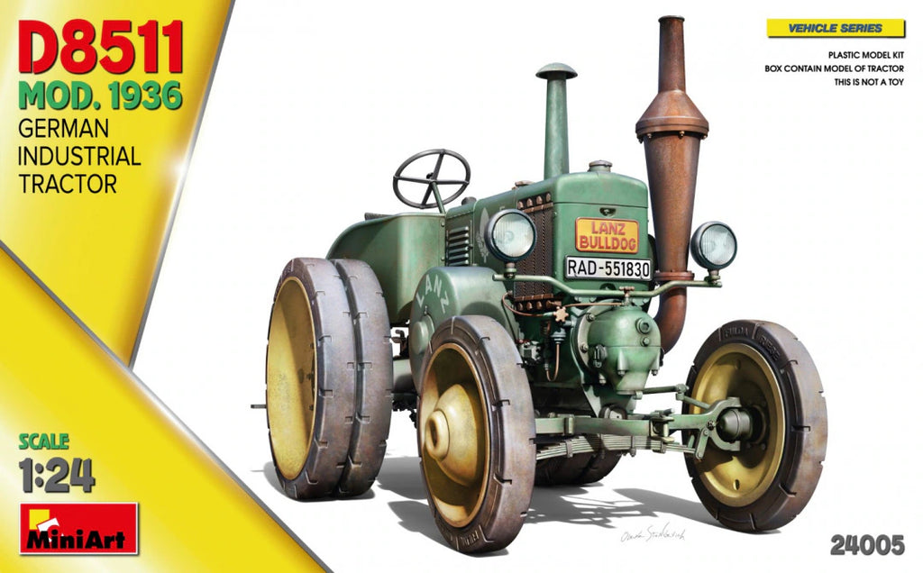 MiniArt 1/24 German Industrial Tractor D8511 Mod. 1936 (24005)