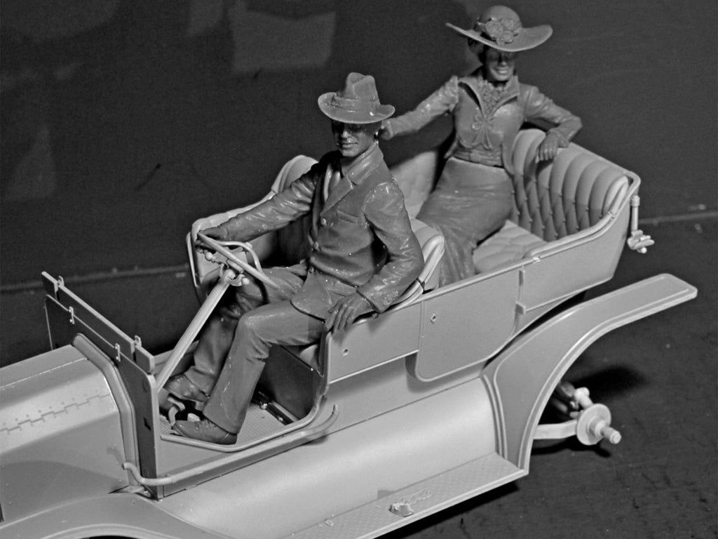 ICM 1/24 American Motorists (1910s) (24013)