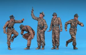 MiniArt 1/35 German Tank Crew France 1944 Special Edition (35252)