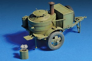 MiniArt 1/35 Soviet Field Kitchen KP-42 w/4 figures (35061)