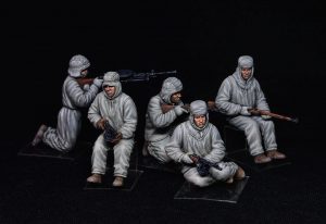 MiniArt 1/35 Soviet Assault Infantry Winter Camouflage Cloaks (35226)