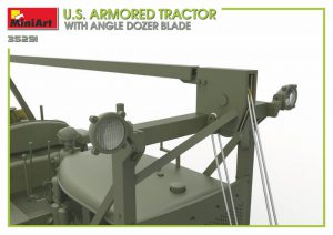 MiniArt 1/35 U.S. Armored Tractor with Angle dozer blade (35291)