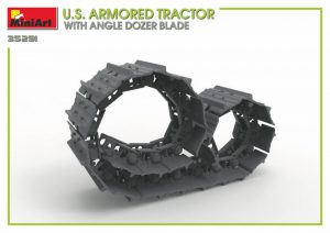 MiniArt 1/35 U.S. Armored Tractor with Angle dozer blade (35291)