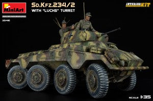 MiniArt 1/35 Sd.Kfz.234/2 with "Luchs" Turret Interior kit (35416)