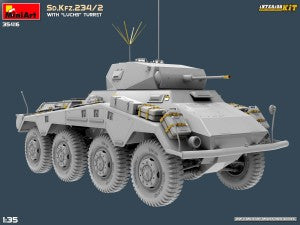 MiniArt 1/35 Sd.Kfz.234/2 with "Luchs" Turret Interior kit (35416)