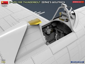 MiniArt 1/48 P-47D-11RE Thunderbolt Zemke’s Wolfpack Advanced Kit (48034)
