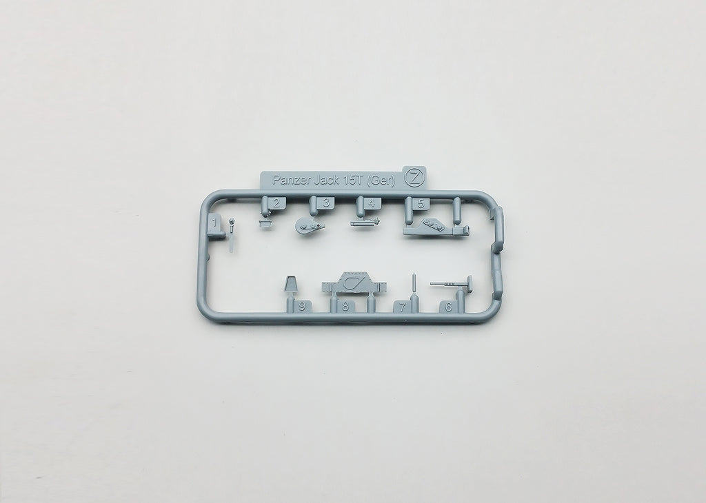 Amusing Hobby 1/35 Pz.Kpfw.38D mit Pz.IV Turn 8cm PAW 600 (35A019)