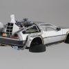 Aoshima 1/24 Time machine from Back to the Future part II (06437)