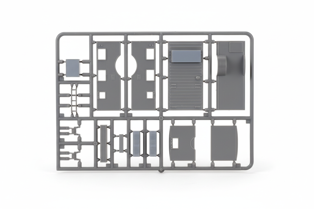 IBG 1/72 Bedford QLR 3-ton 4x4 Wireless (72002) — New — image 4 of 4