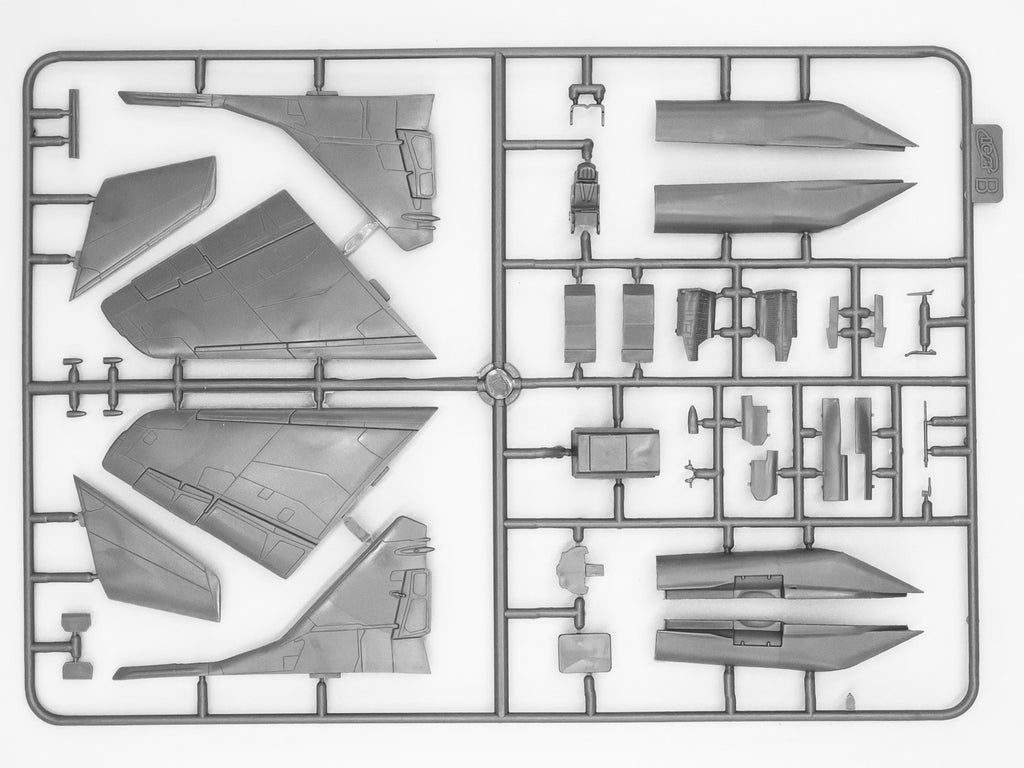 ICM 1/72 MiG-29 of Ukrainian Air Force with JDAM-ER bombs (72144)