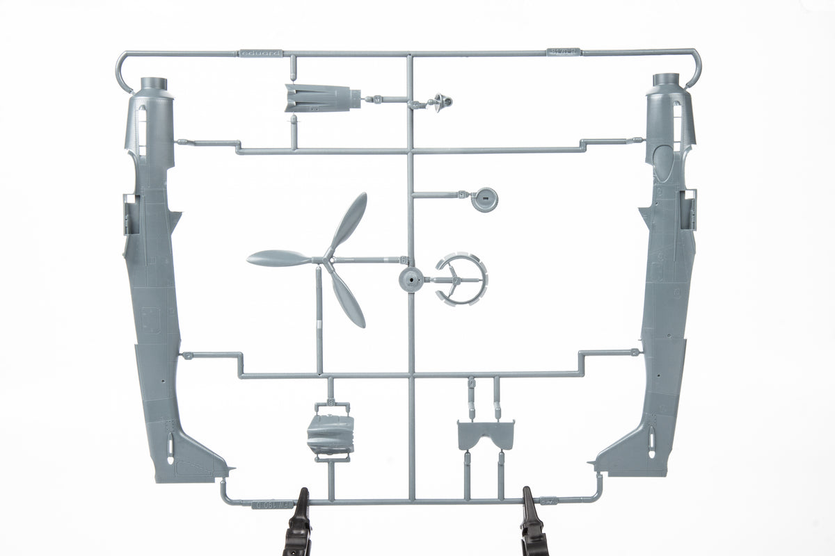 Eduard 1/48 Weekend Edition Messerschmitt Fw 190D-9 (84102)