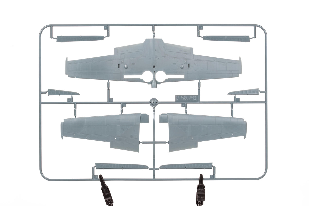 Eduard 1/48 A6M3 Zero Type 32 Weekend Edition (84191)