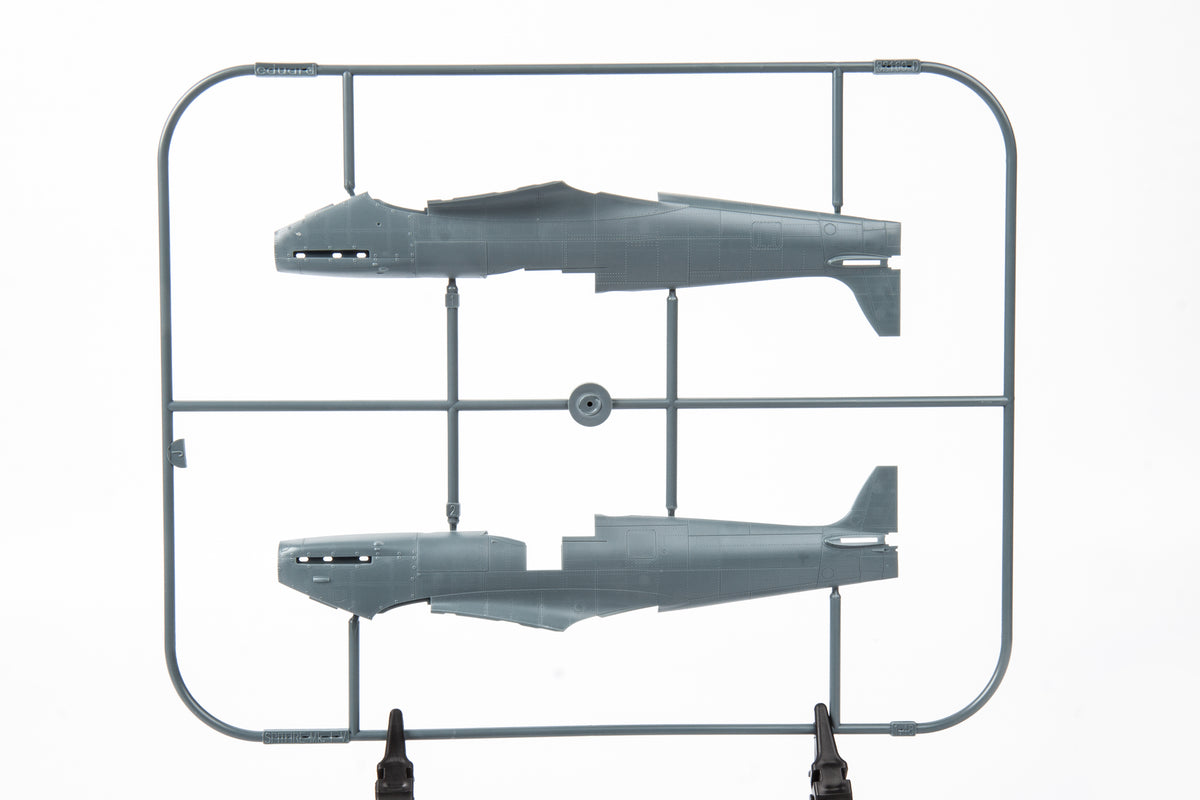 Eduard 1/48 Spitfire Mk.Vc Weekend edition (84192)