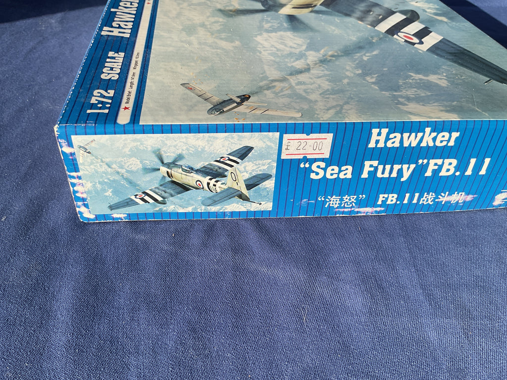 Trumpeter 1/72  Hawker "Sea Fury" FB.11 (01631)