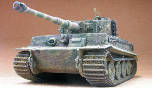 AFV Club 1/35 Panzerkampfwagen VI Tiger I Ausf. E (AF35079)