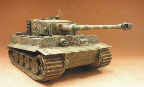AFV Club 1/35 Panzerkampfwagen VI Tiger I Ausf. E (AF35079)