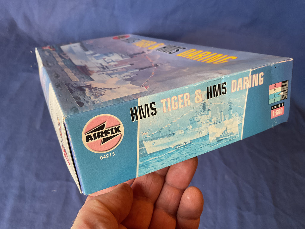 Airfix 1/600 HMS Tiger & HMS Daring (04213)