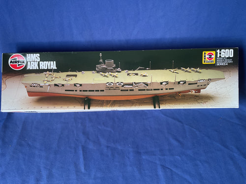 Airfix 1/600 HMS Ark Royal (04208)