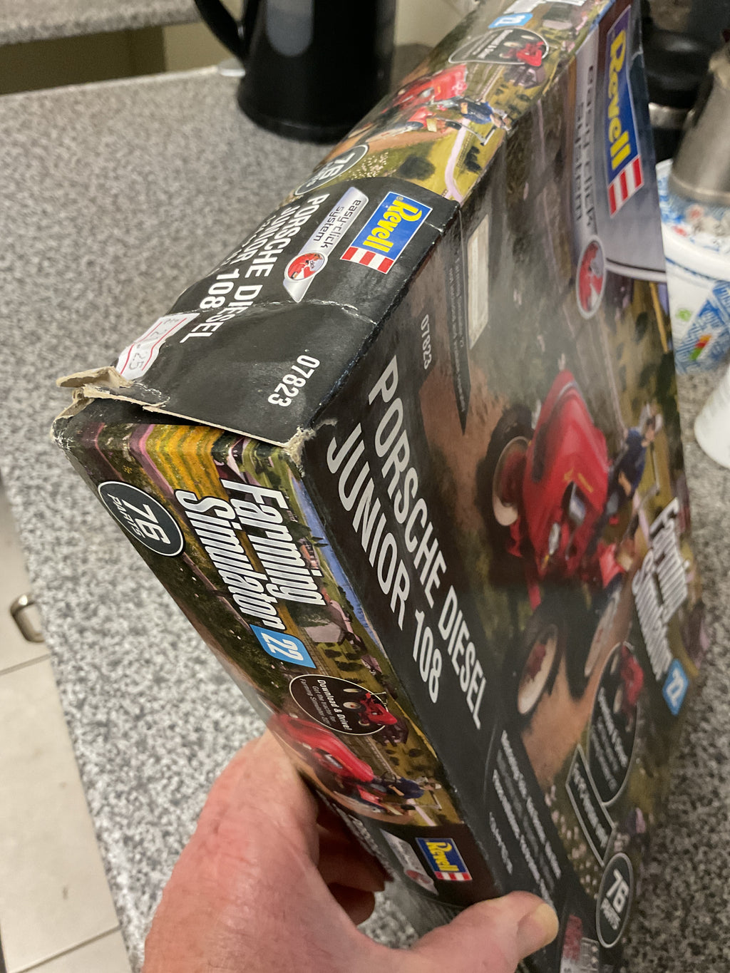 Revell 1/24  Porsche Diesel Junior 108 Get the tractor for Farming Simulator 22 (07823)