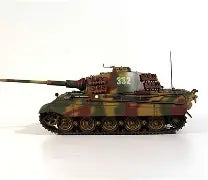 ICM 1/35 Pz.Kpfw. VI Ausf. B King Tiger (late production) with full interior and separate track links (35364)