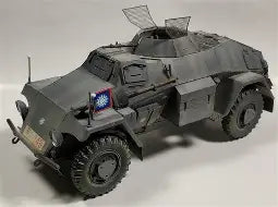 Bronco Models 1/35 Leichter Panzerspähwagen Sd.Kfz. 221 (Chinese Army Version) (35022)