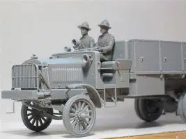 ICM 1/35  Standard B "Liberty" Truck WWI US Army Truck (35650)