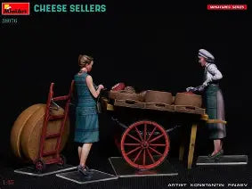 MiniArt 1/35 Miniature Series Cheese Sellers (38076)