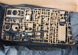 Heller 1/72 Omaha Beach (figures are originally Esci/Italeri & Caesar) (50332)