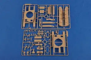 HobbyBoss 1/35  German Panzerkampfwagen IV Ausf. D Tauchpanzer (80132)