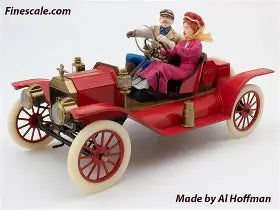ICM 1/24 Model T 1913 Speedster with American Sport Car Drivers (24026)