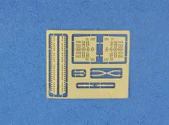 Hobbyboss 1/48  F-84F Thunderstreak (81726)