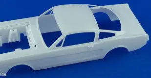 Revell 1/24 '66 Shelby GT 350 R (07716)