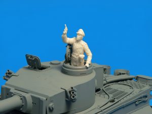 MiniArt 1/35 German Tank Crew France 1944 Special Edition (35252)