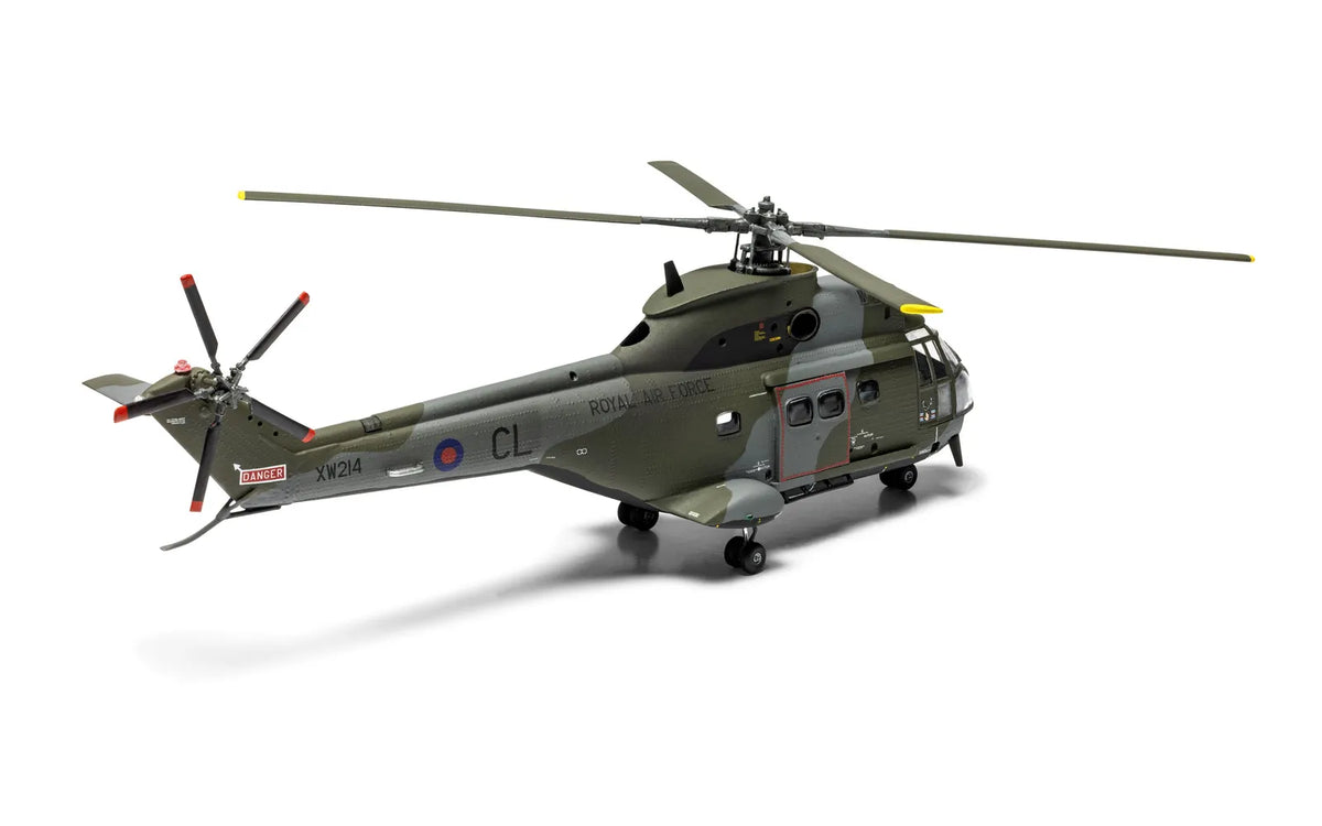 Airfix 1/72 Westland Puma HC.1 Vintage Classics (A03021V)