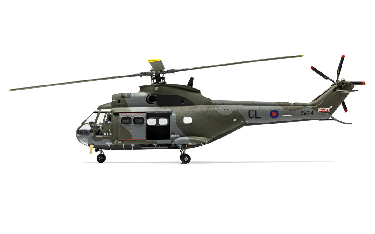 Airfix 1/72 Westland Puma HC.1 Vintage Classics (A03021V)