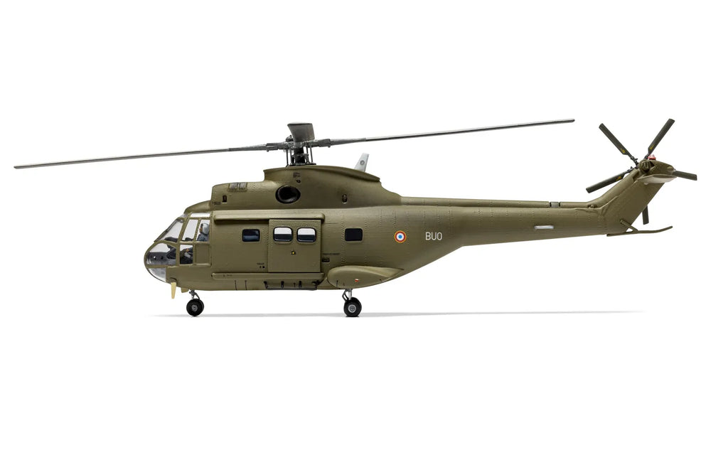Airfix 1/72 Westland Puma HC.1 Vintage Classics (A03021V)
