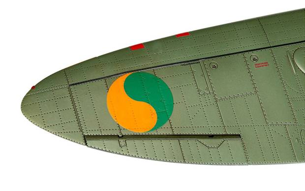 Airfix 1/48 Supermarine Spitfire TR.9 (A05143)