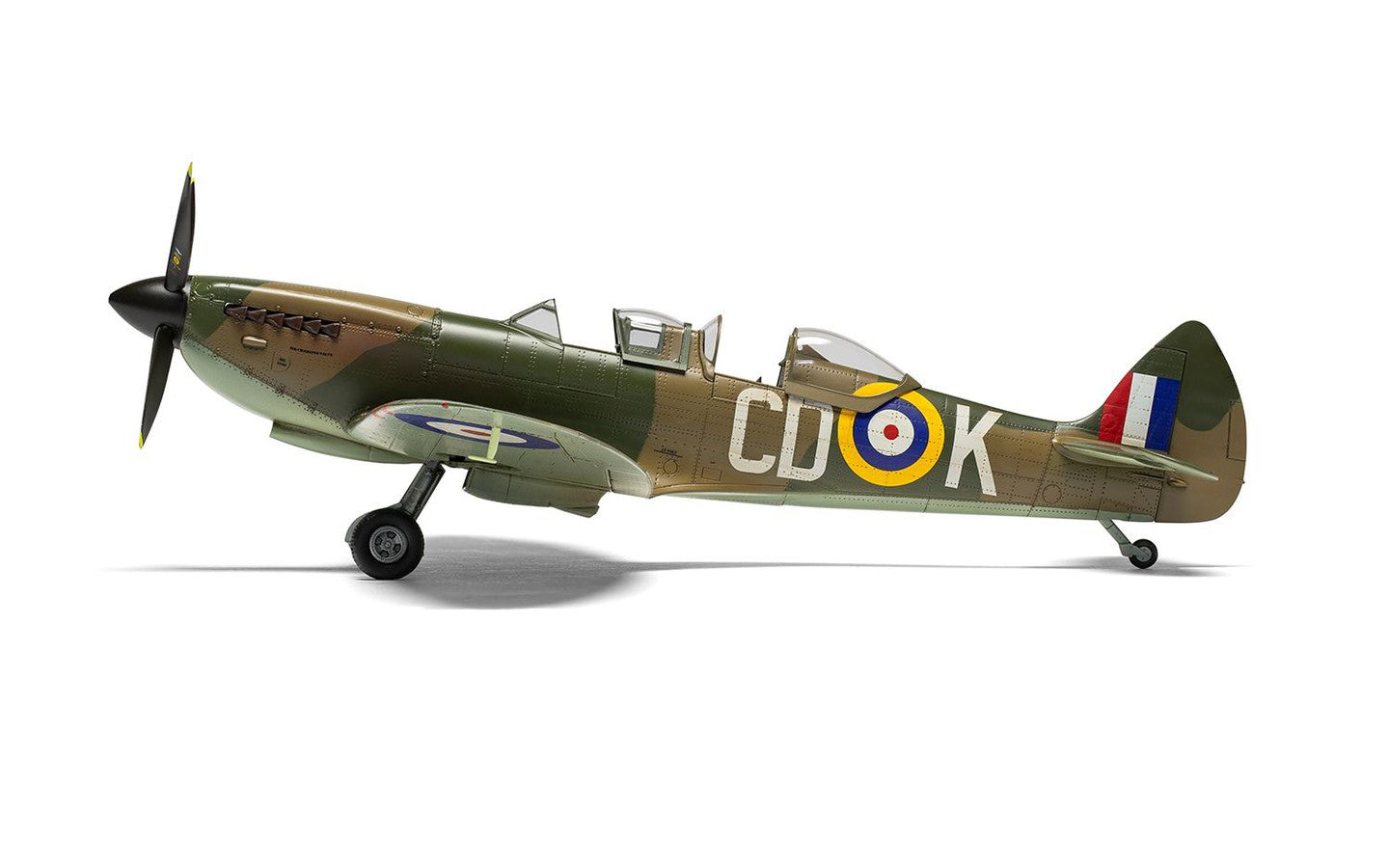 Airfix 1/48 Supermarine Spitfire TR.9 (A05143)