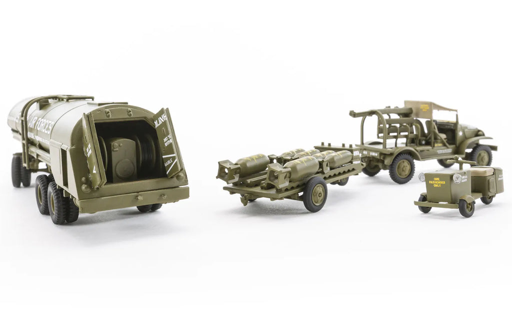 Airfix 1/72 WWII USAAF Bomber Re-Supply Set (A06304)