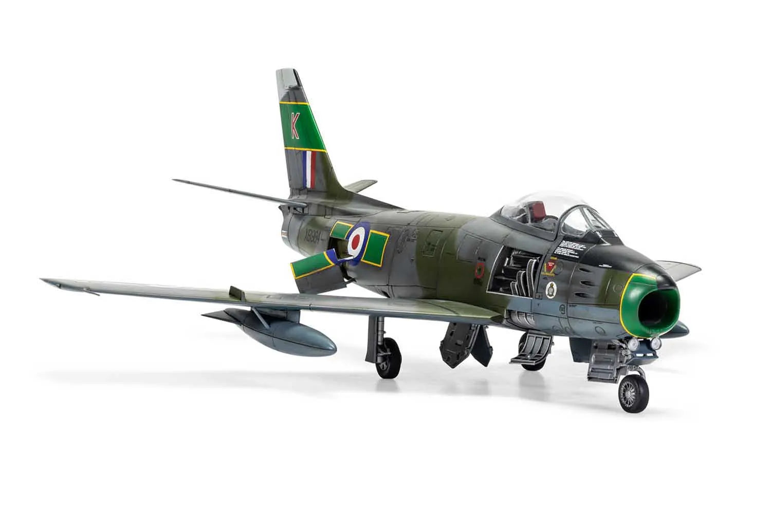 Airfix 1/48 Canadair Sabre F.4 (A08109)