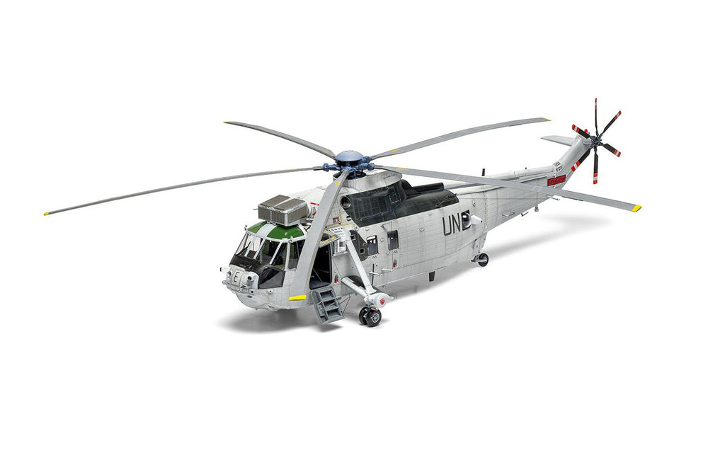 Airfix 1/48 Westland Sea King HC.4 (A11008)