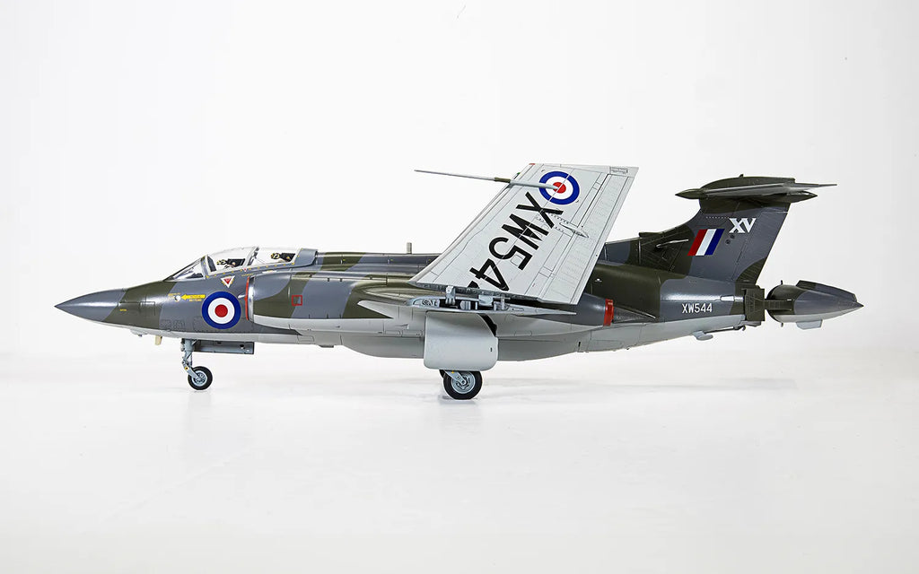 Airfix 1/48 Blackburn Buccaneer S.2B (A12014)
