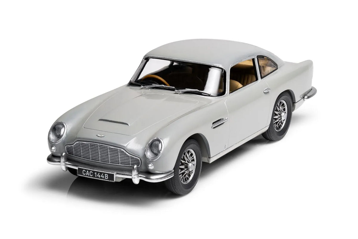 Airfix 1/43 Aston Martin DB5 Gift Set (A68230) — New — image 5 of 7